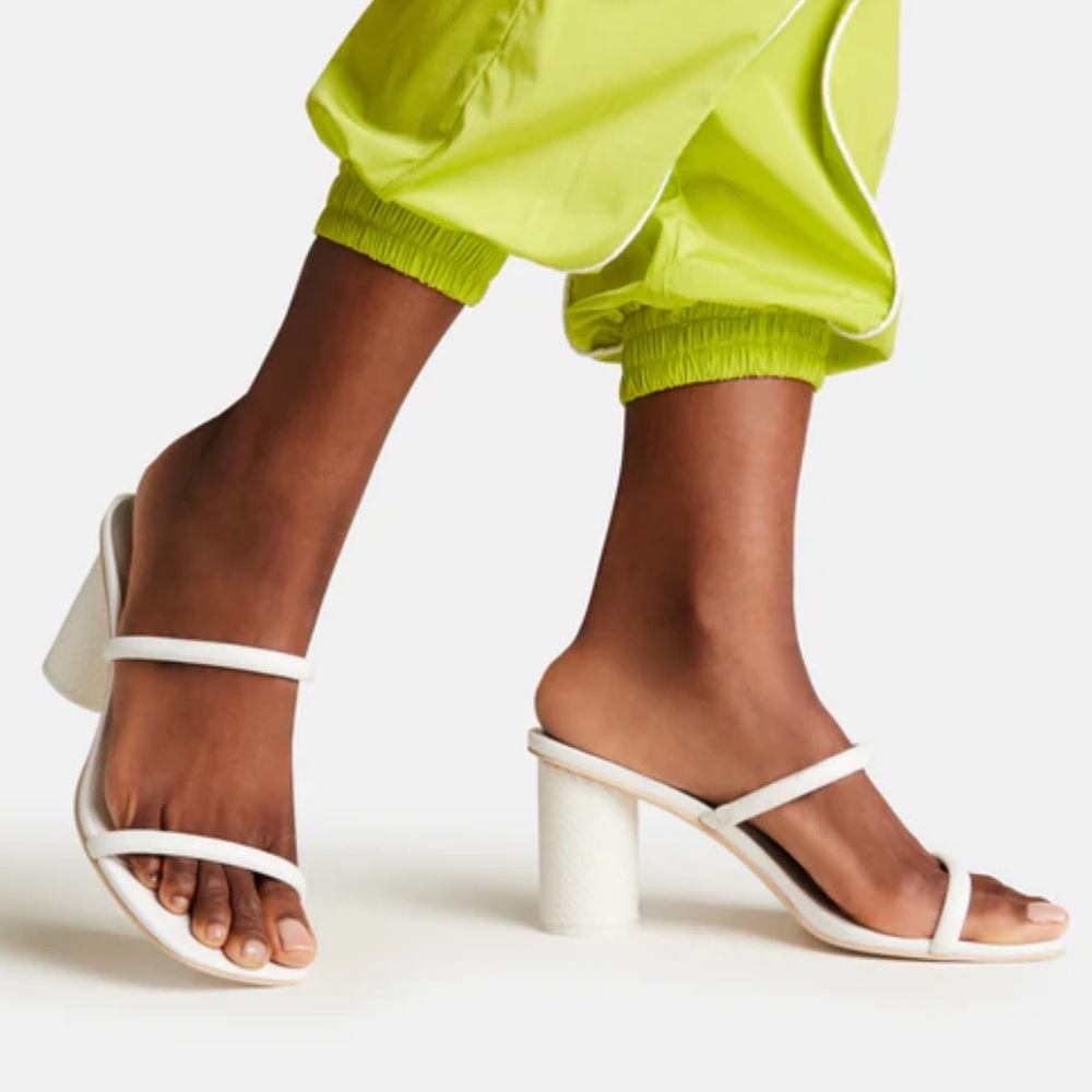 DOLCE VITA NOLES HEELS WHITE